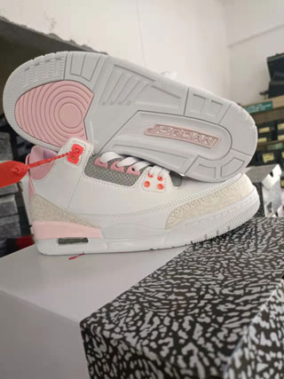 Air Jordan 3 Rero