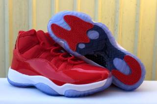 Air Jordan 11 Women Retro