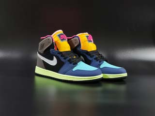 Air Jordan 1 Women Retro-38