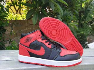 Air Jordan 1 Women Retro-47